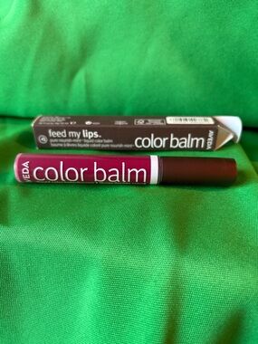 NIB Aveda Feed My Lips Pure Nourish-Mint Color Balm In Color 06 Snapdragon